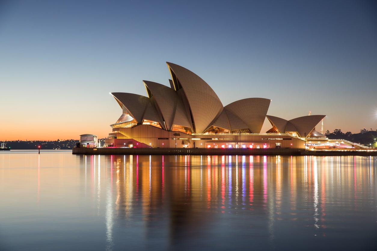 Run past the Sydney Opera House (Getty)