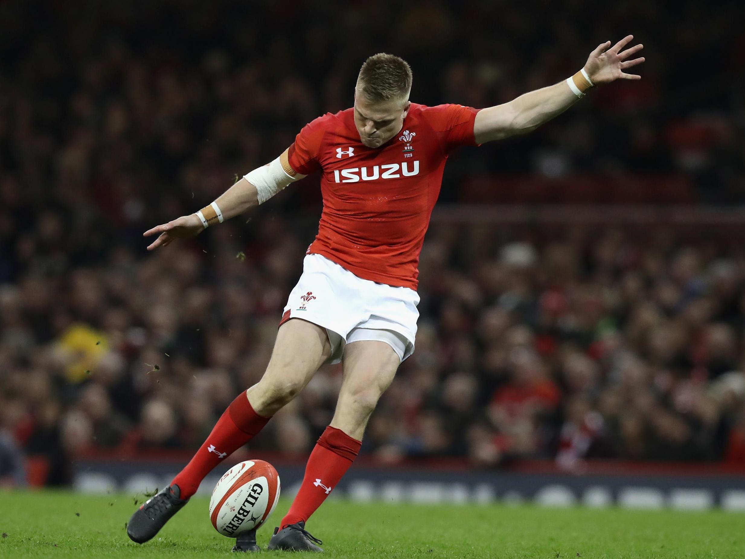 Gareth Anscombe in action for Wales