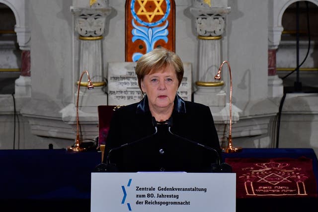 Angela Merkel addresses a ceremony at the Rykestrasse synagogue in Berlin