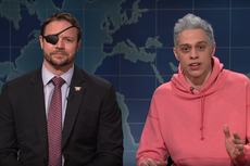Dan Crenshaw appears on SNL to accept Pete Davidson's apology