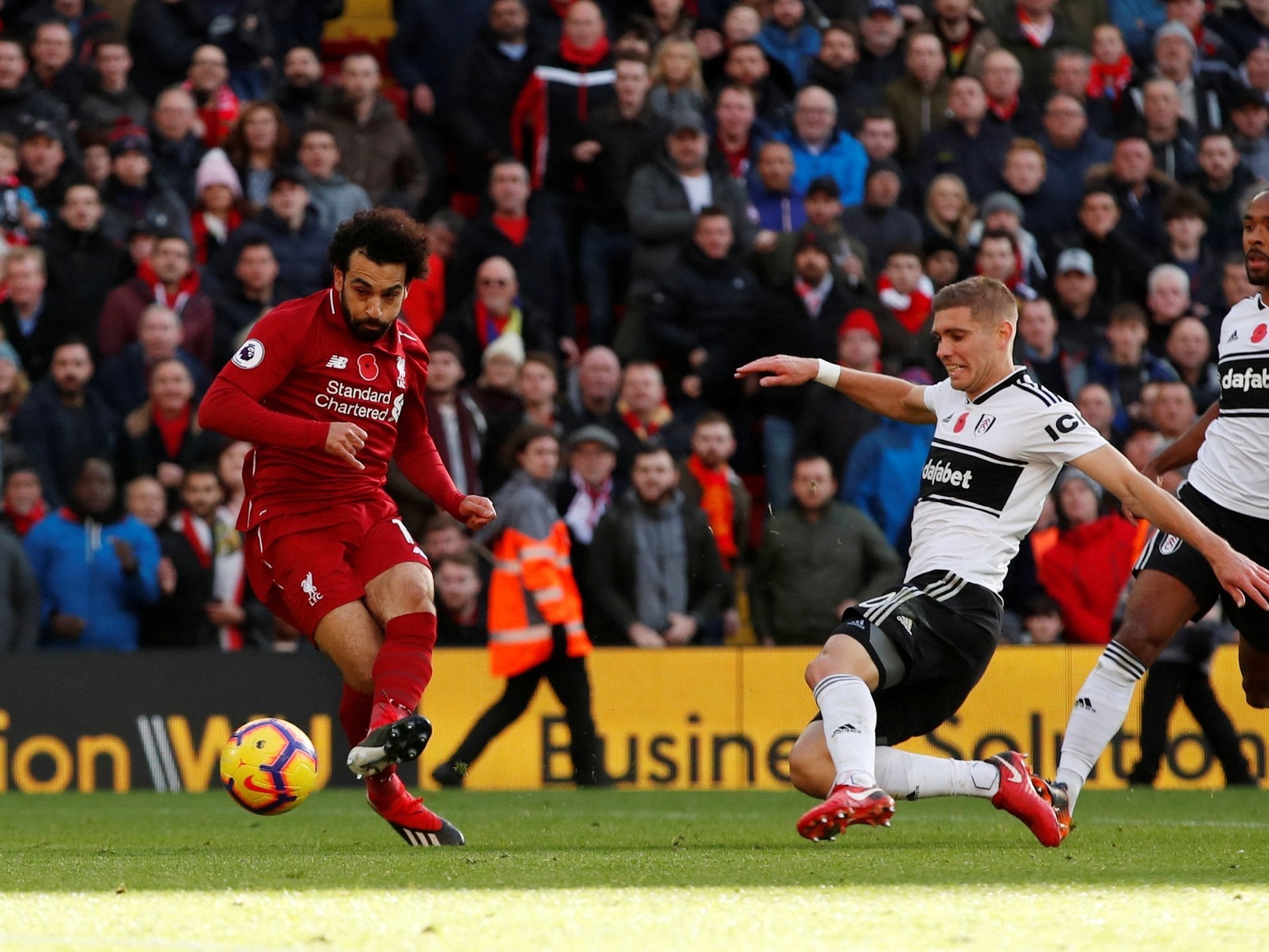 Mohamed Salah scores to put Liverpool ahead on controversial circumstances