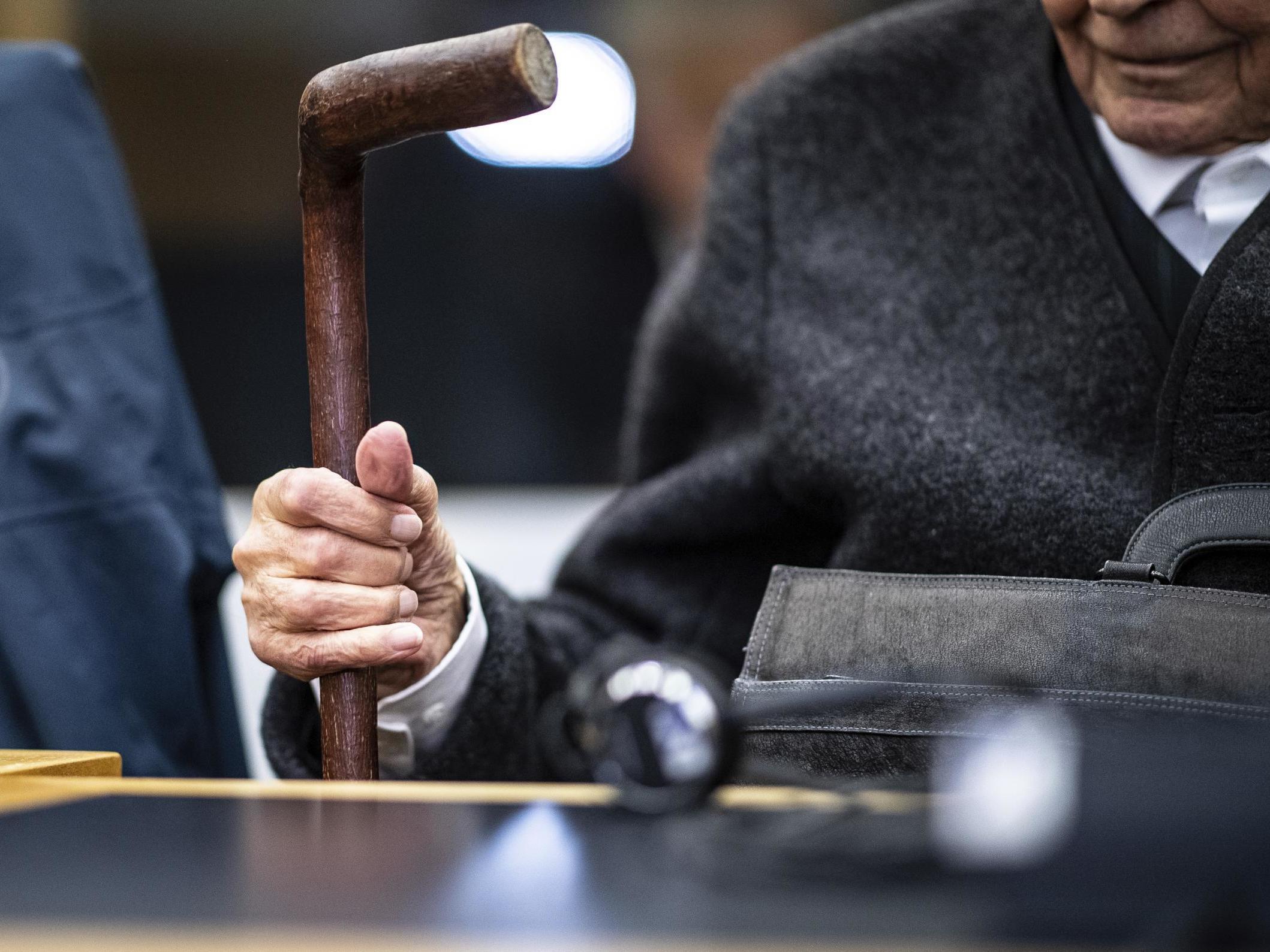 The 94-year old former SS enlisted man waits for the beginning of the third day of his trial at the regional court in Muenster, western Germany, Tuesday 13 November 2018 (Guido Kirchner/pool photo via