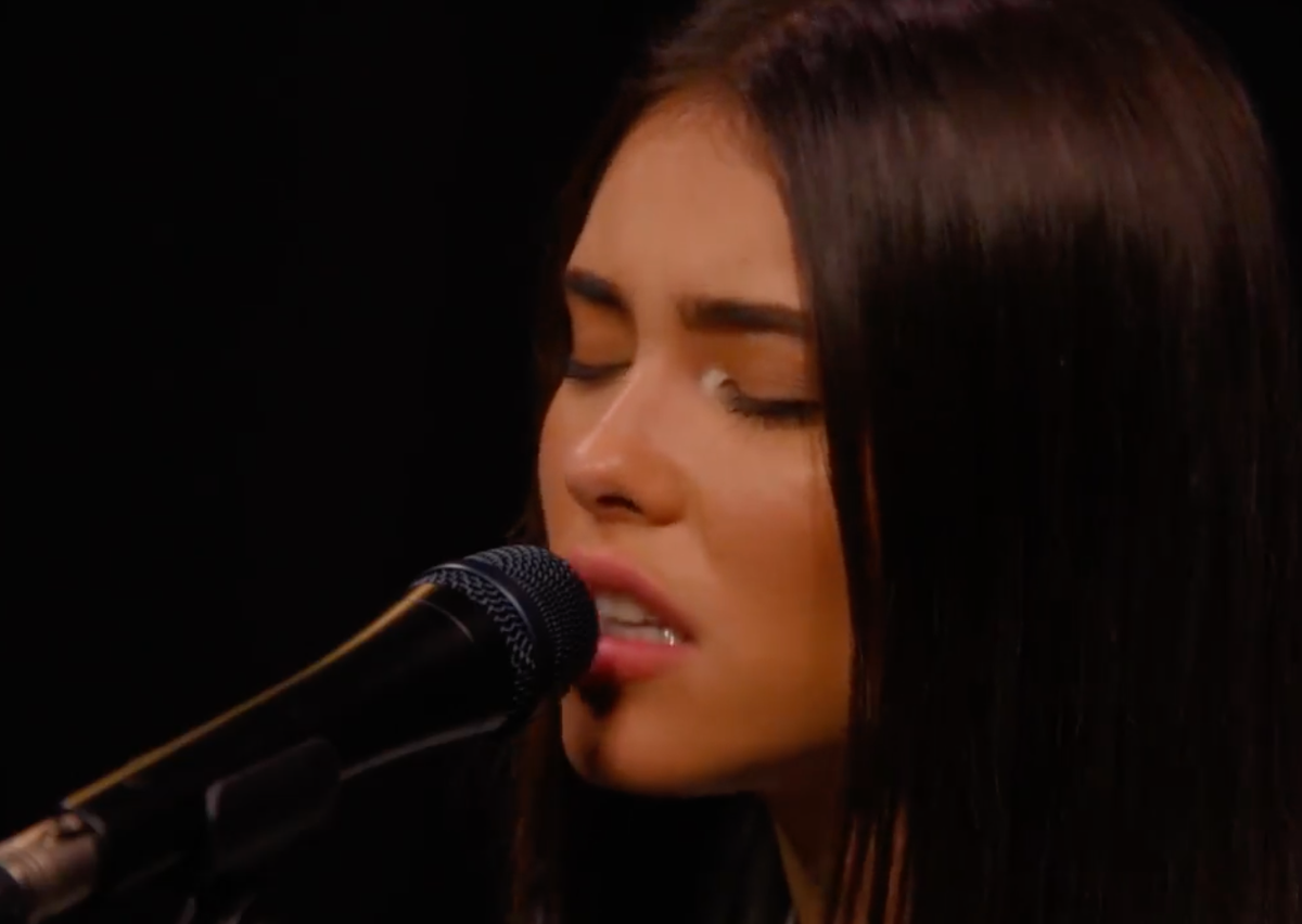 Films Et Séries Tv Avec Madison Beer Madison Beer stars in Music Box episode 38 as she releases 'Hurts Like