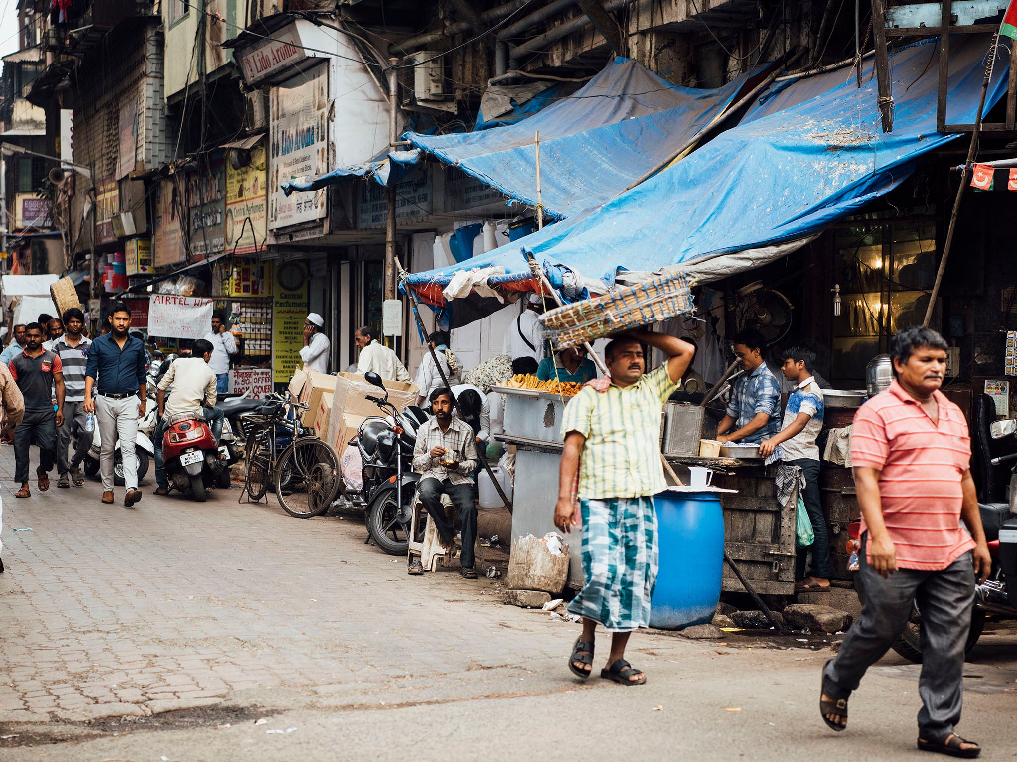 In America, he found ingredients like sprouts and avocados, but still missed fresh mangoes