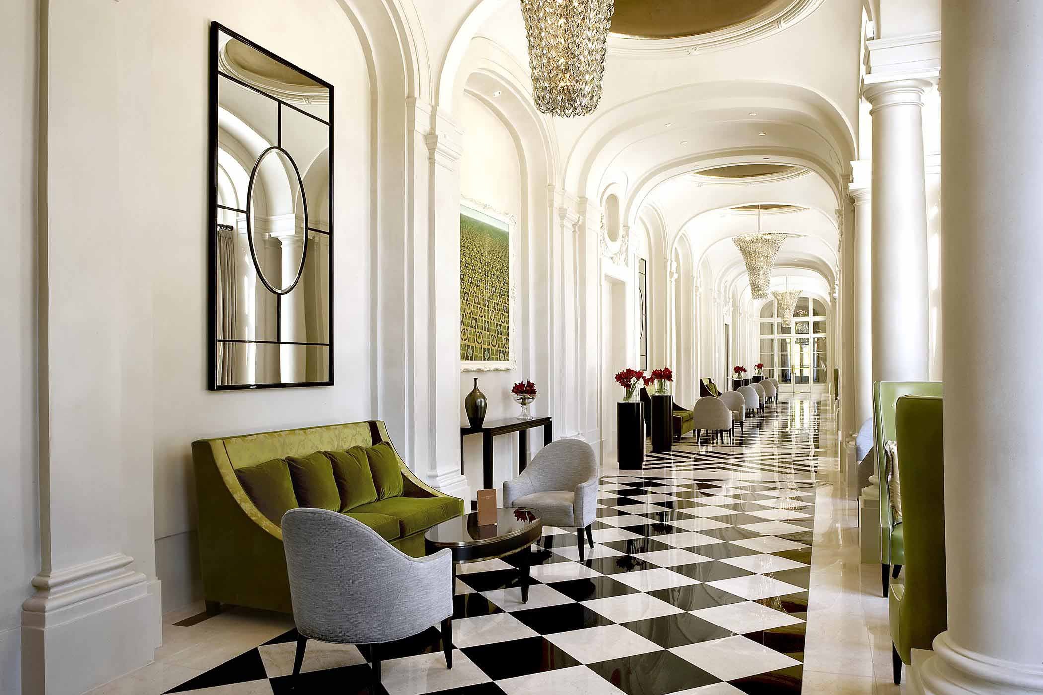 Waldorf Astoria Trianon is suitably regal