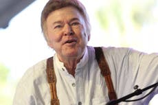 Country music star and TV presenter Roy Clark has died, aged 85