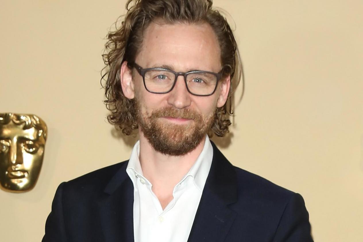 Does Tom Hiddleston Have A Wife or Girlfriend? What Is His ...