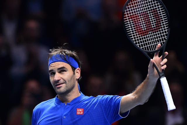 Roger Federer salutes the crowd after his victory