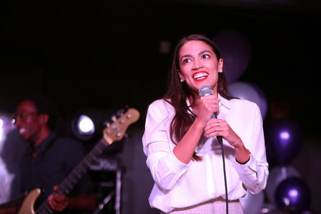 A photo of Congresswoman-elect Alexandria Ocasio-Cortez posted on Twitter by a Washington Times journalist causes backlash