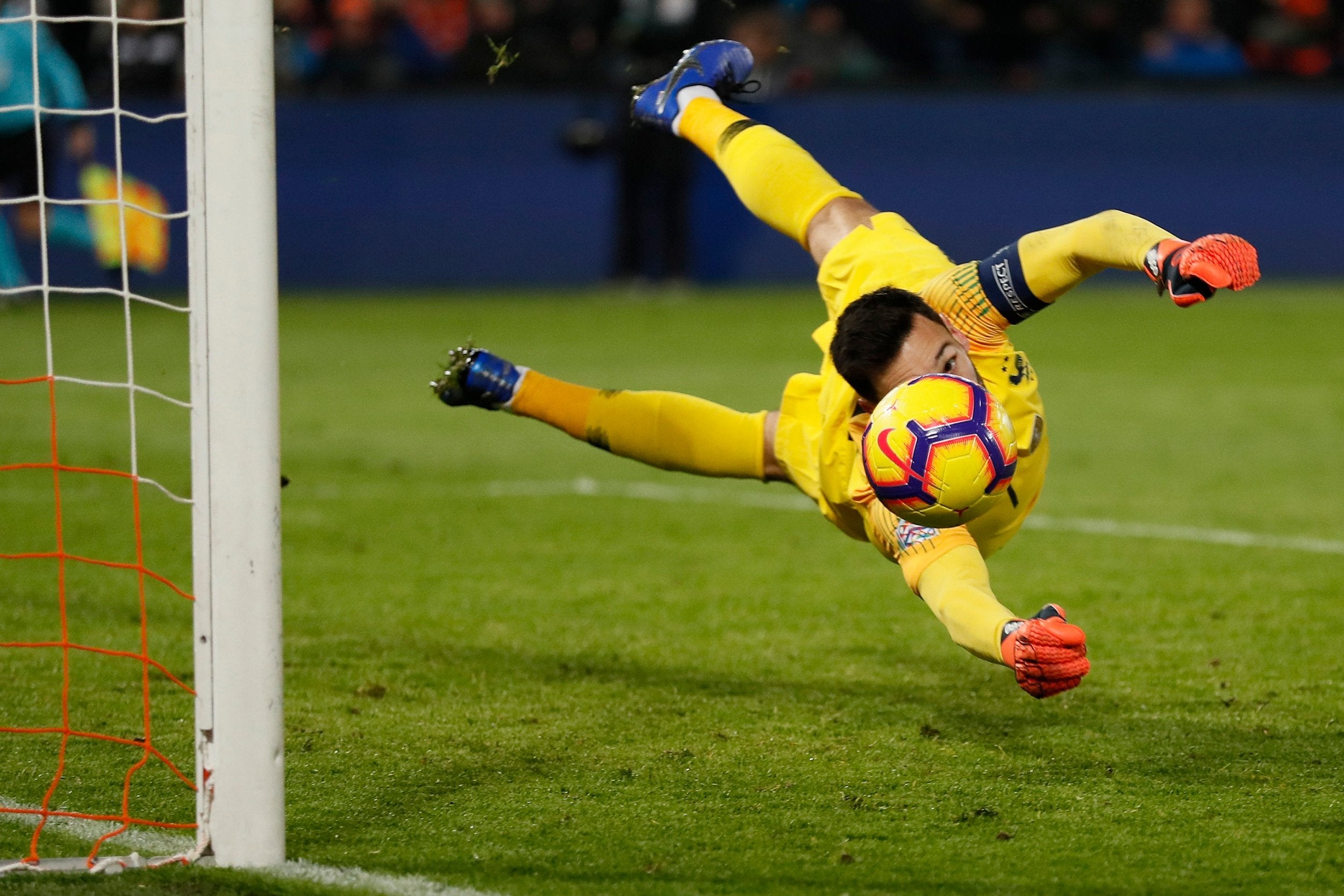 &#13;
Hugo Lloris' great goalkeeping prevented France from a further humbling &#13;