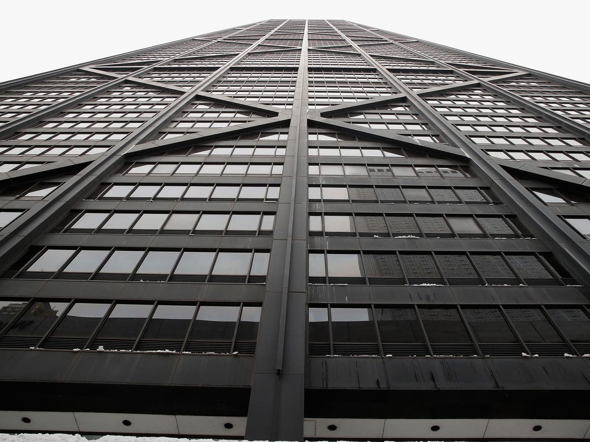 Chicago elevator incident Lift carrying passengers plunges more than