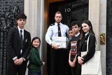 Petition calling on PM to help children traumatised by war delivered