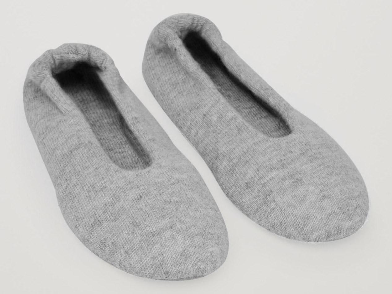Cos best sale cashmere slippers