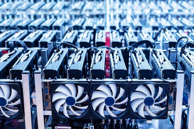 Bitcoin mining operations are facing closures after the plummeting price of bitcoin means they may no longer be profitable