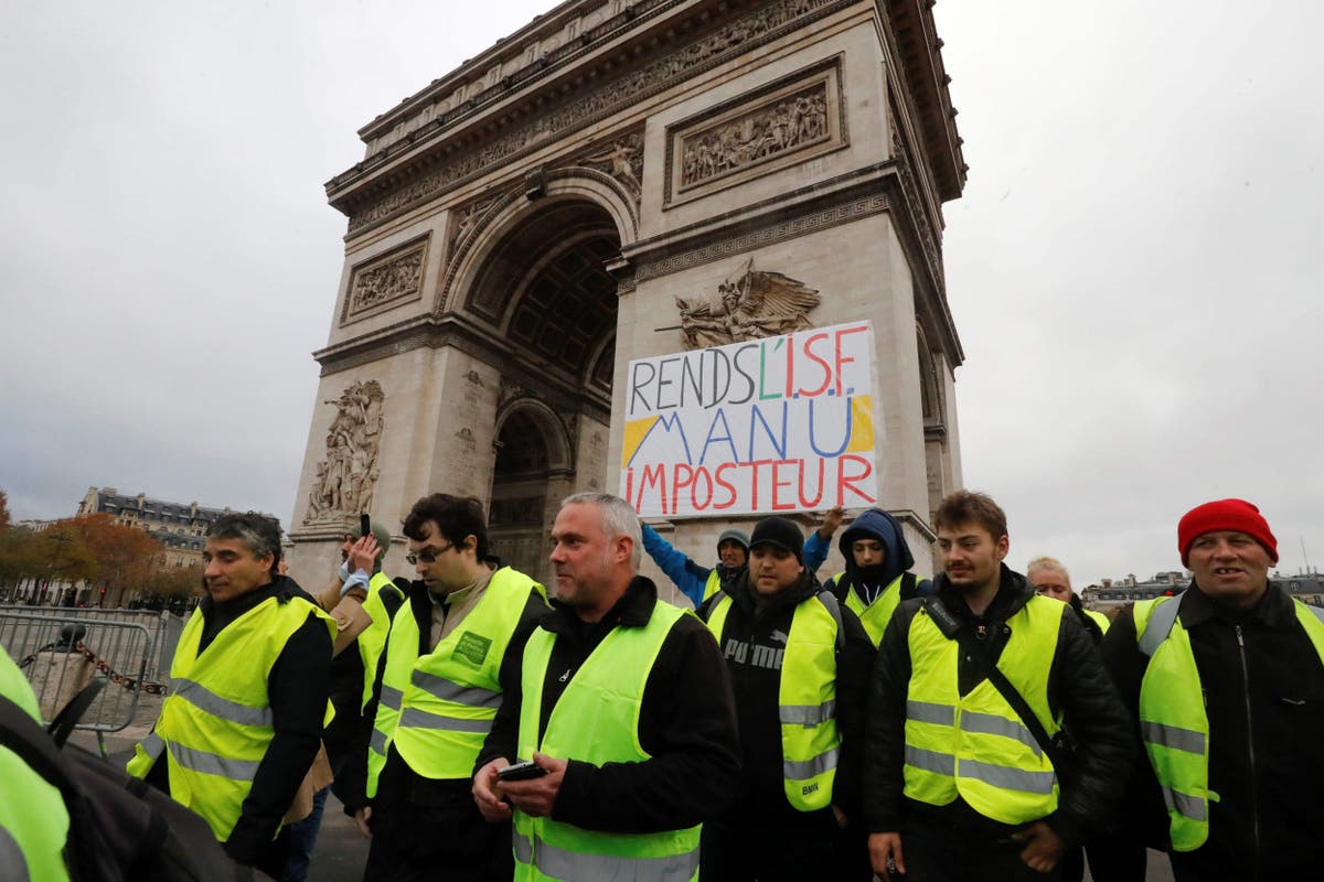 Paris protests Police unleash tear gas and water cannons as protesters