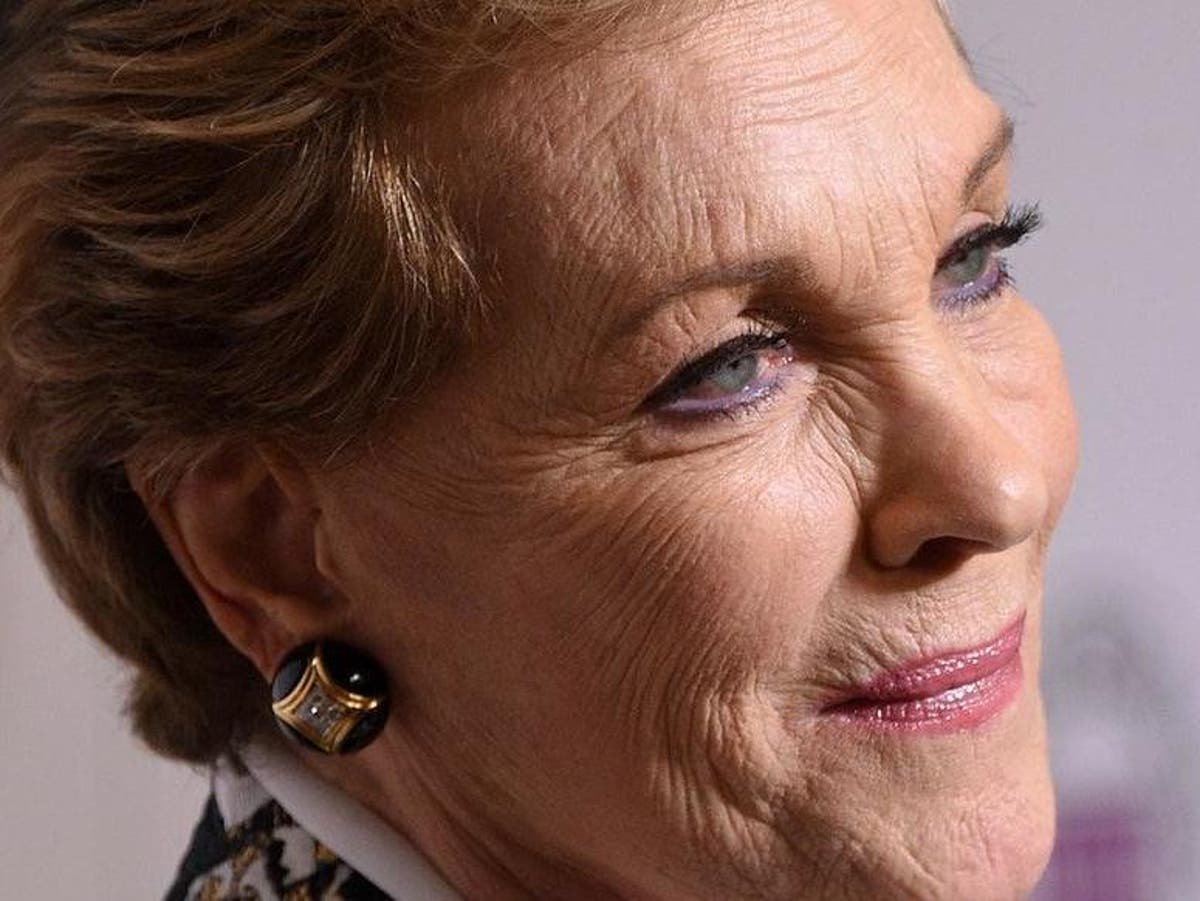 Julie Andrews compares ‘anxiety’ during Second World War to coronavirus fears