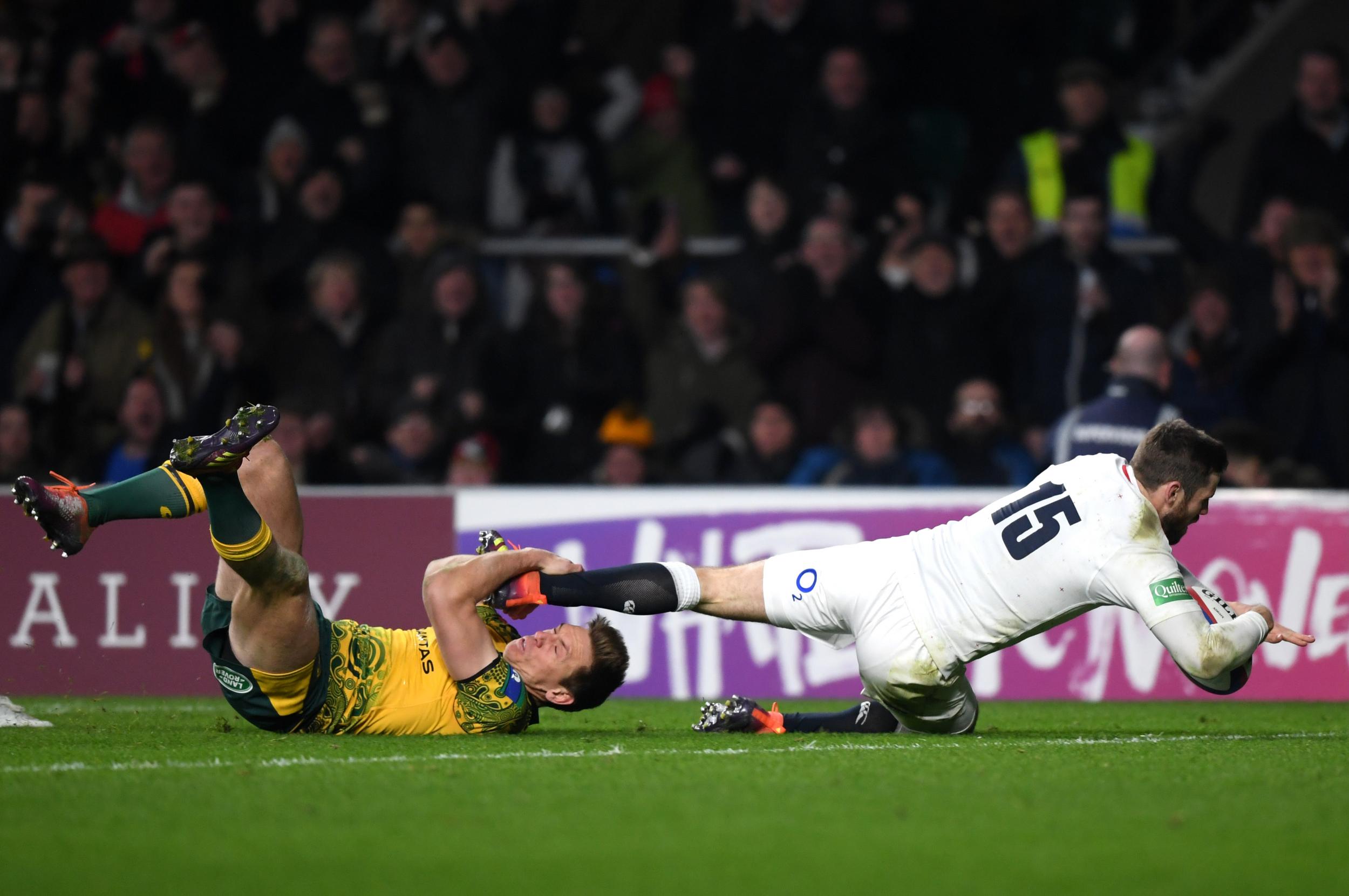 Elliot Daly scores England's second try straight after the break
