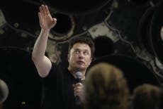 Elon Musk believes he has a 70% chance of flying to Mars 