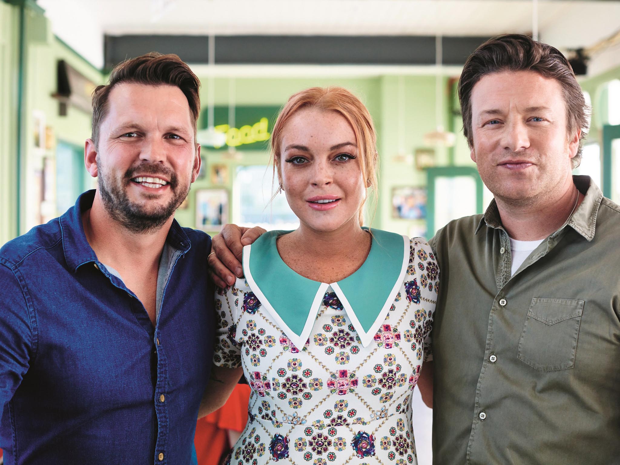 Jimmy Doherty, Lindsay Lohan and Jamie Oliver on ‘Jamie and Jimmy’s Friday Night Feast’