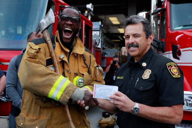 Deontay Wilder presents tickets to LA firefighters