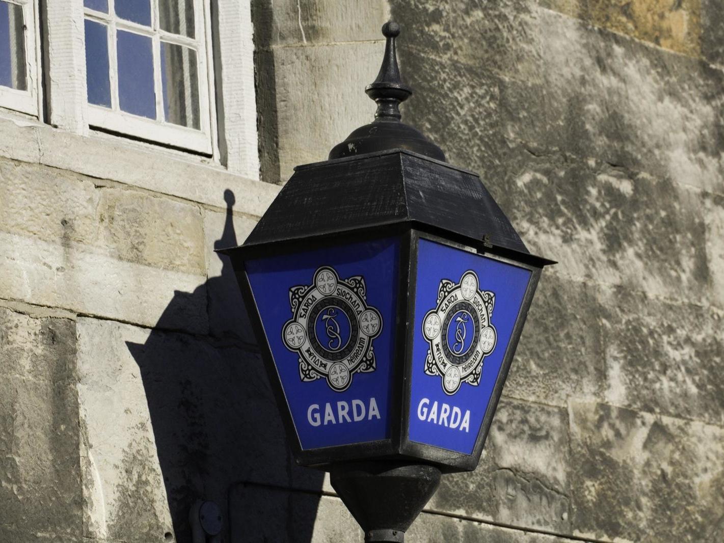 The injured Garda member is in his late 20s and being treated for head, facial and leg injuries