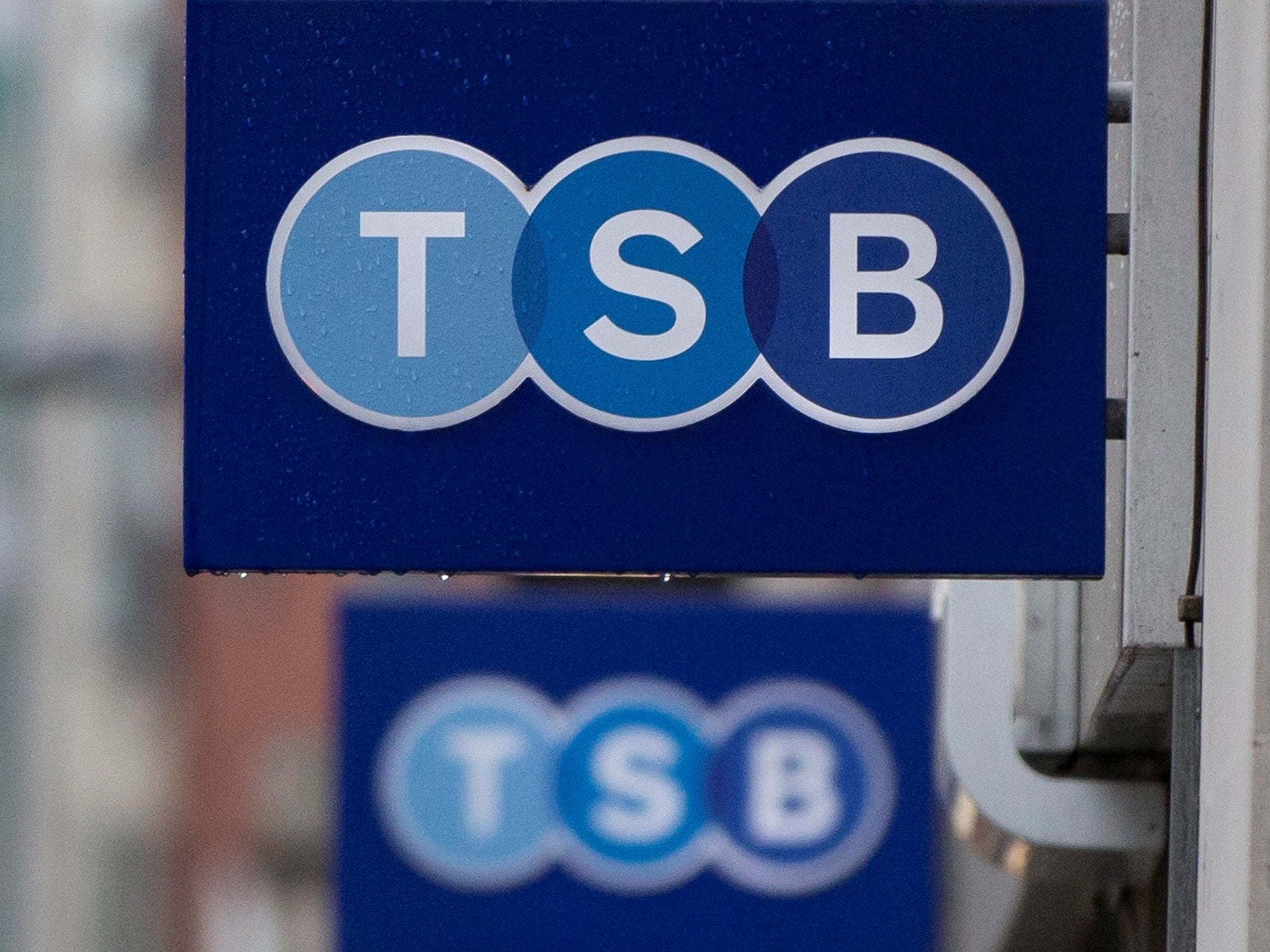 Friends who have been referred and switch their bank account to TSB will receive £75
