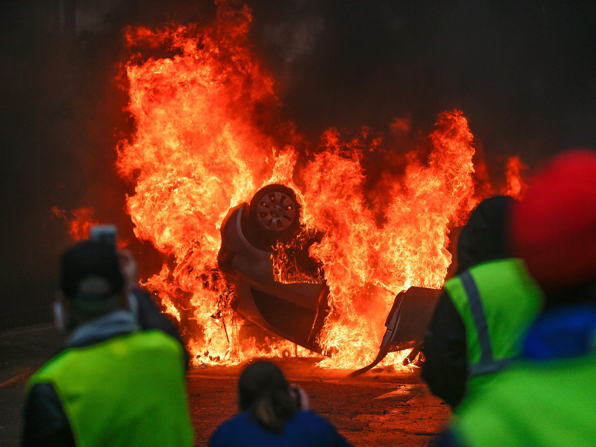 Gilets Jaunes Protests French Minister Warns Of Ultra