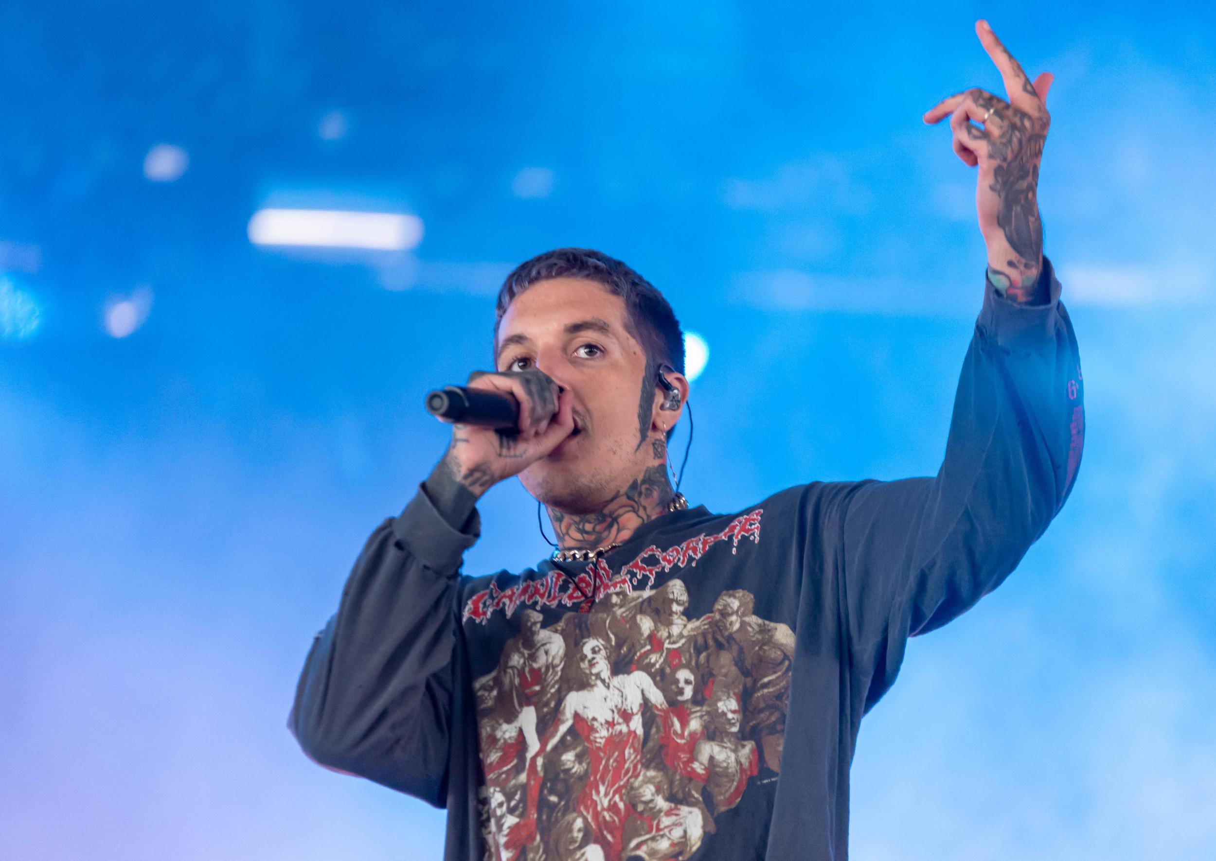 Bring Me The Horizon frontman Oli Sykes attacked onstage in Salt Lake City  – video