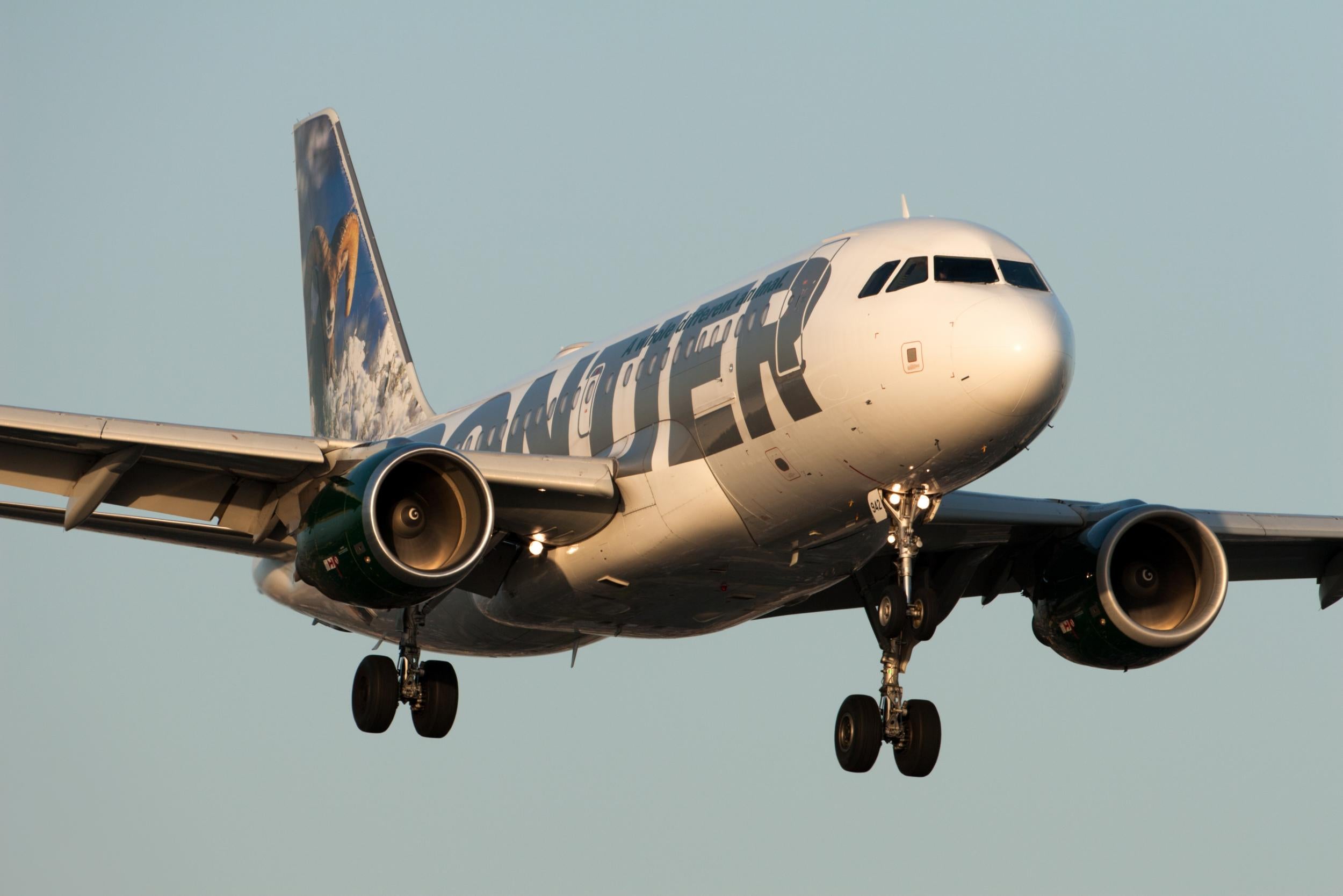 The exposed engine prompting screaming and banging on the roof from passengers onboard