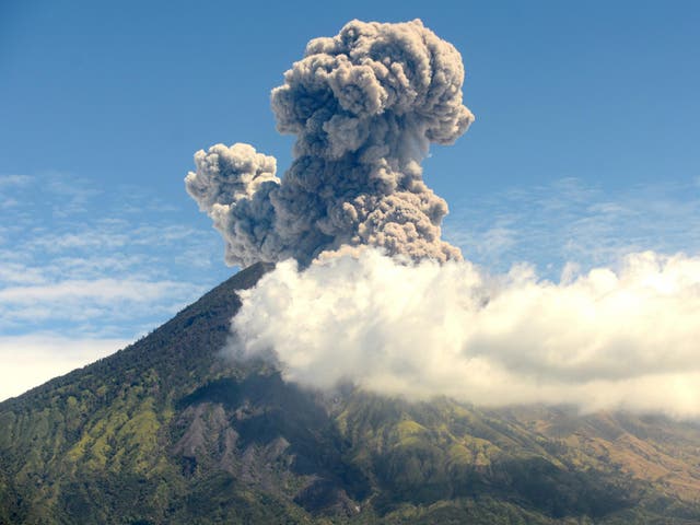 Related video: Bali's Mount Agung volcano spews plume of ash 6,000 metres into the sky in November 2017