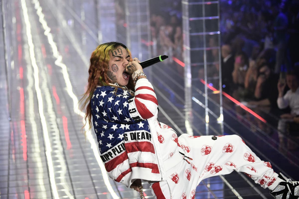 Album Reviews 6ix9ine Dummy Boy And The Carpenters With The Royal Philharmonic Orchestra The Independent The Independent