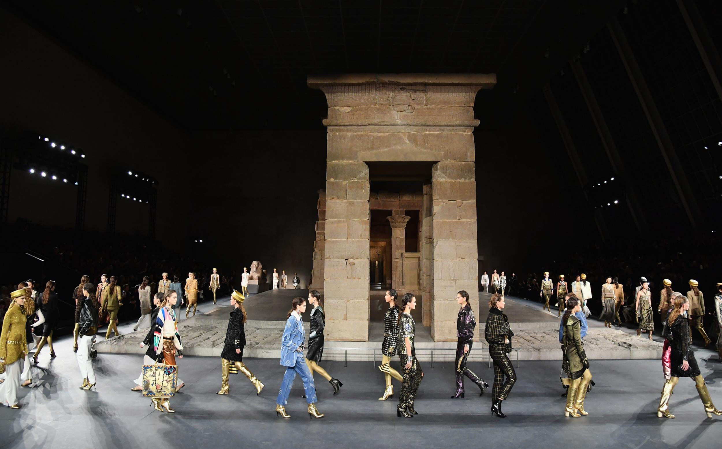 Models walks the runway during the Chanel Métiers d'Art 2018/19 show at the Metropolitan Museum of Art on 4 December 2018