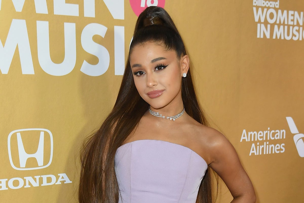 Ariana Grande Accused Of Cultural Appropriation By Speaking With A Blaccent The Independent The Independent