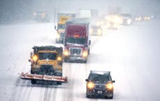 Record snow pummels southern US, leaving thousands without power