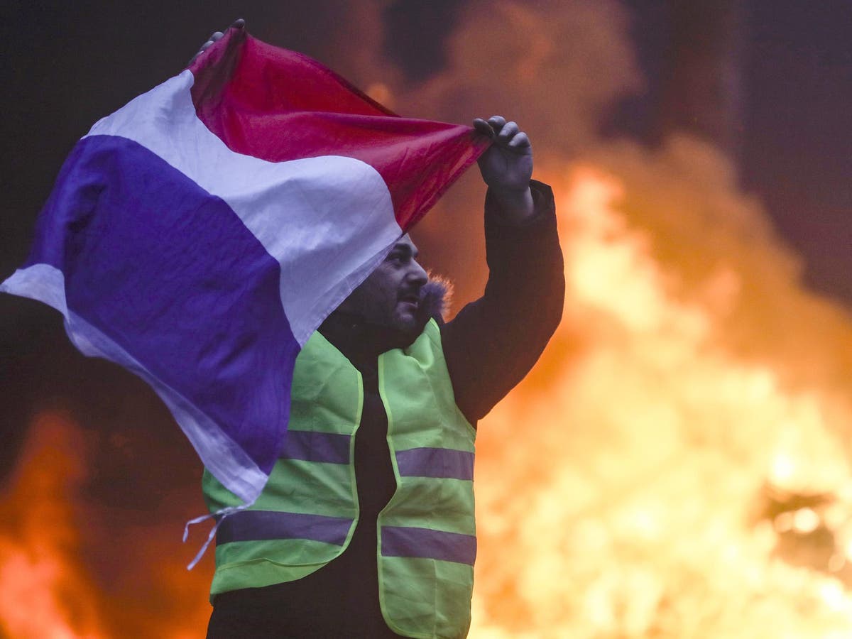 Gilets jaunes: why the French working poor are demanding Emmanuel Macron's  resignation