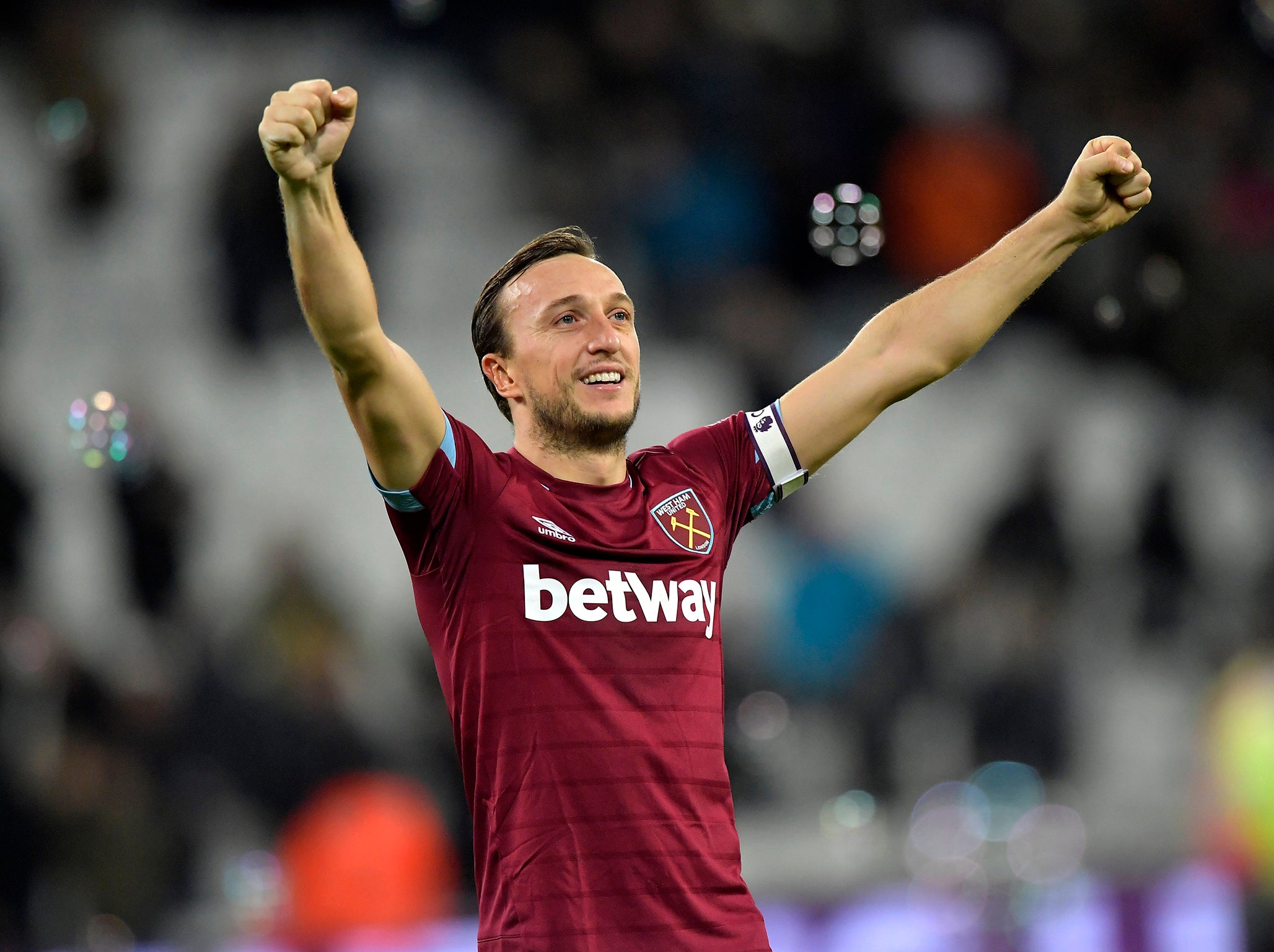 Mark Noble has signed a contract extension