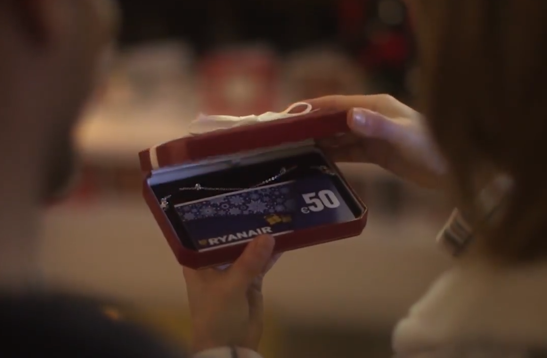 Ryanair's Christmas advert is promoting the airline's vouchers