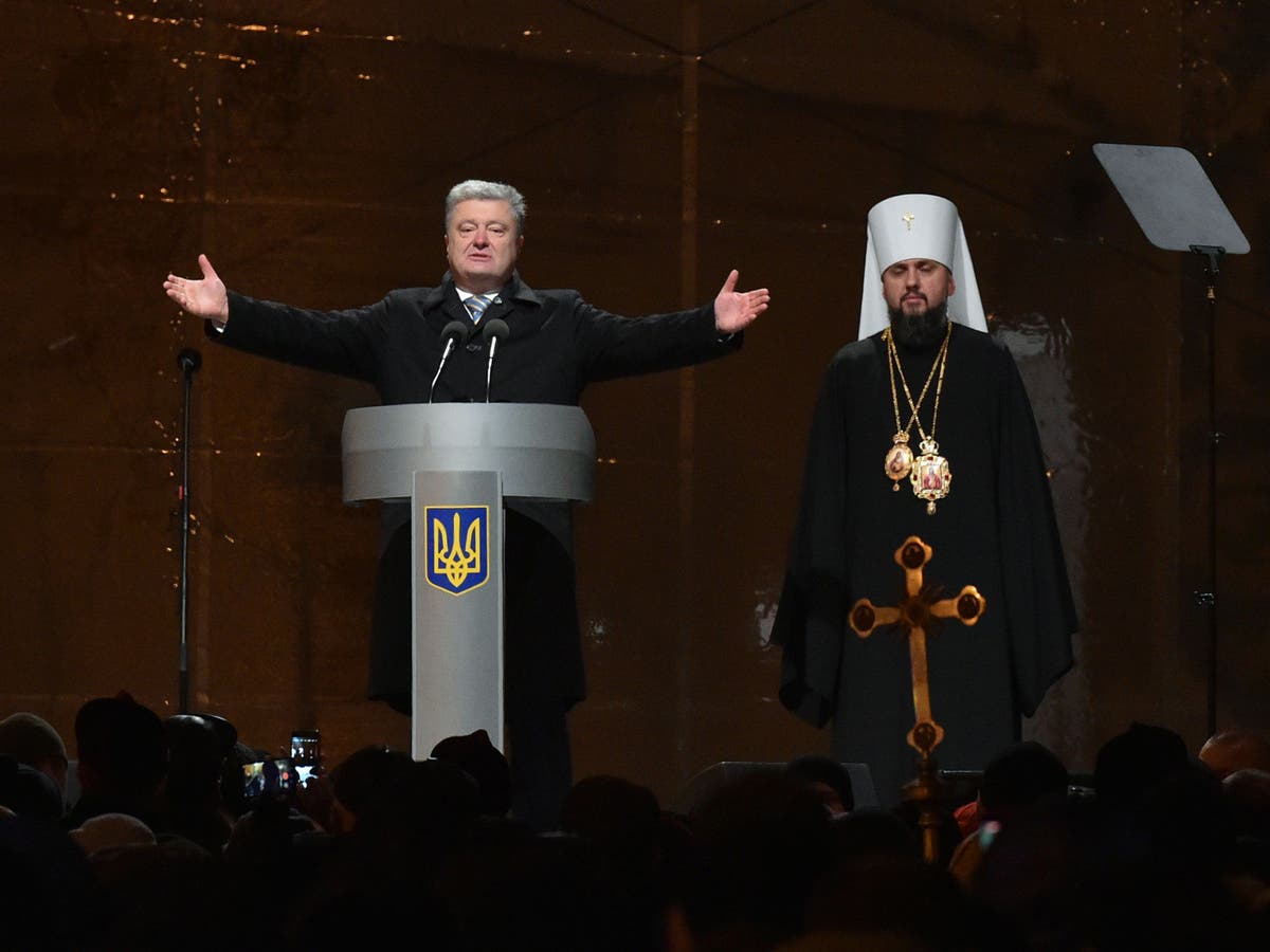 Ukraine forms new unified Orthodox Church in defiance of Moscow