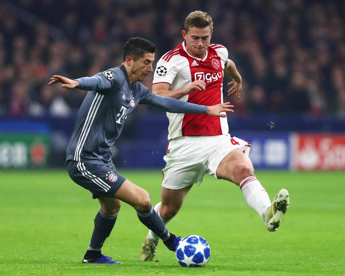 Manchester United And Barcelona Transfer Target Matthijs De Ligt Wins 18 Golden Boy Award The Independent The Independent