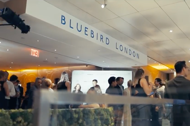 London restaurant Bluebird receives two zero-star reviews in NYC (YouTube)