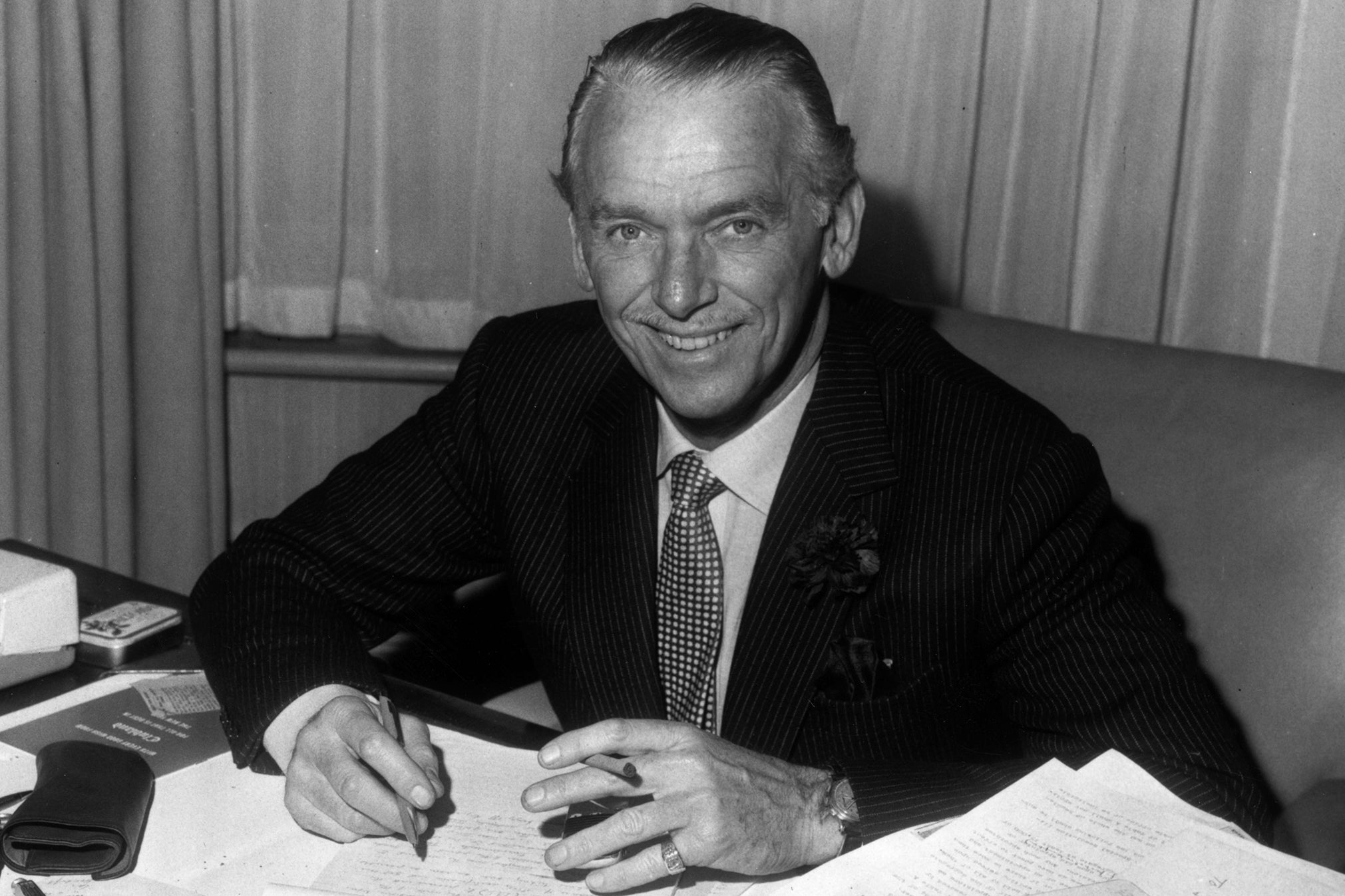Headless man candidate No 2: Douglas Fairbanks Jr in 1963