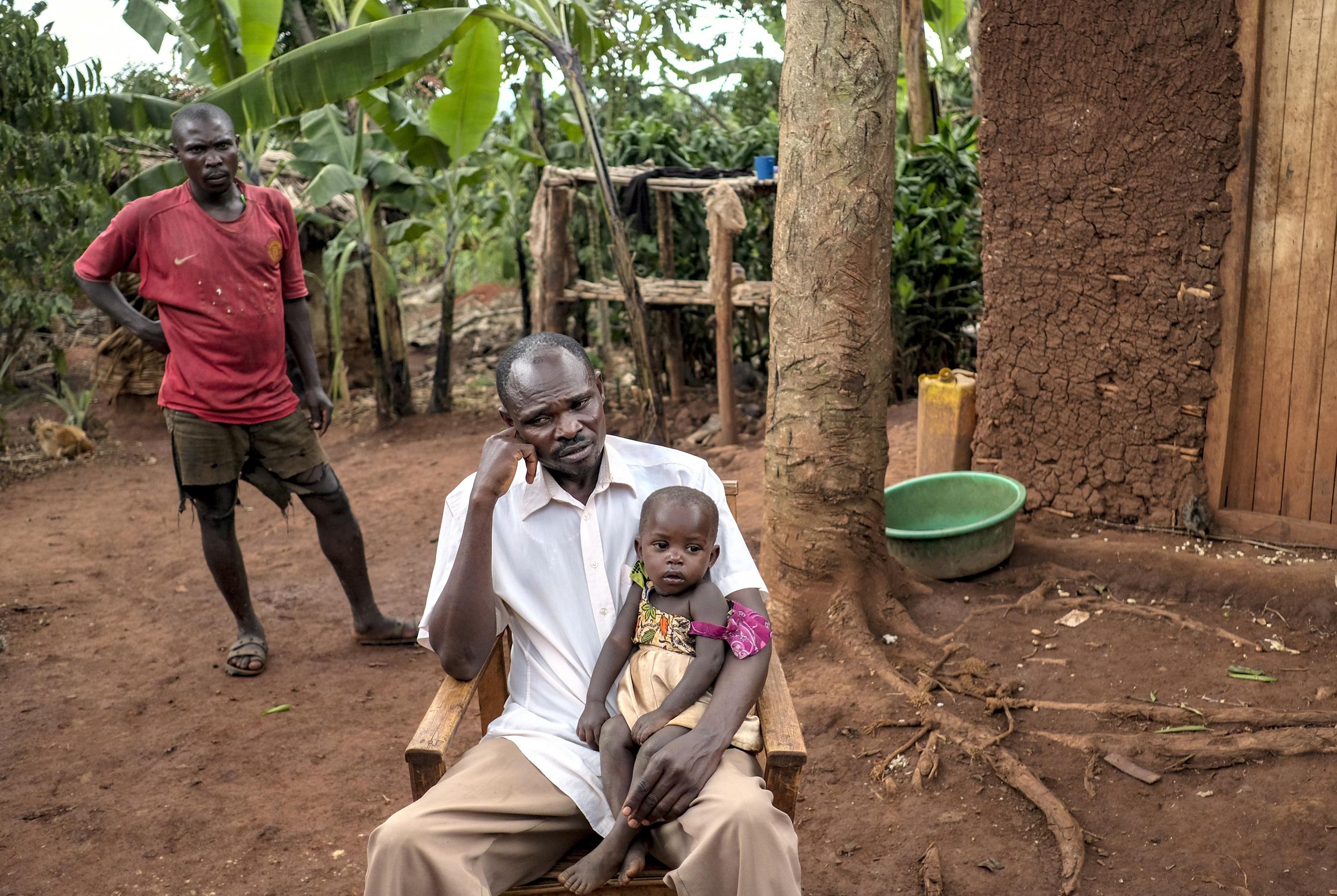 Monday Richard, with his daughter Lucy, recounts losing his pregnant wife and toddler son to Marburg (The Washington Post)