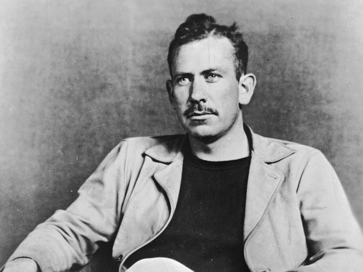 john steinbeck writing style grapes of wrath