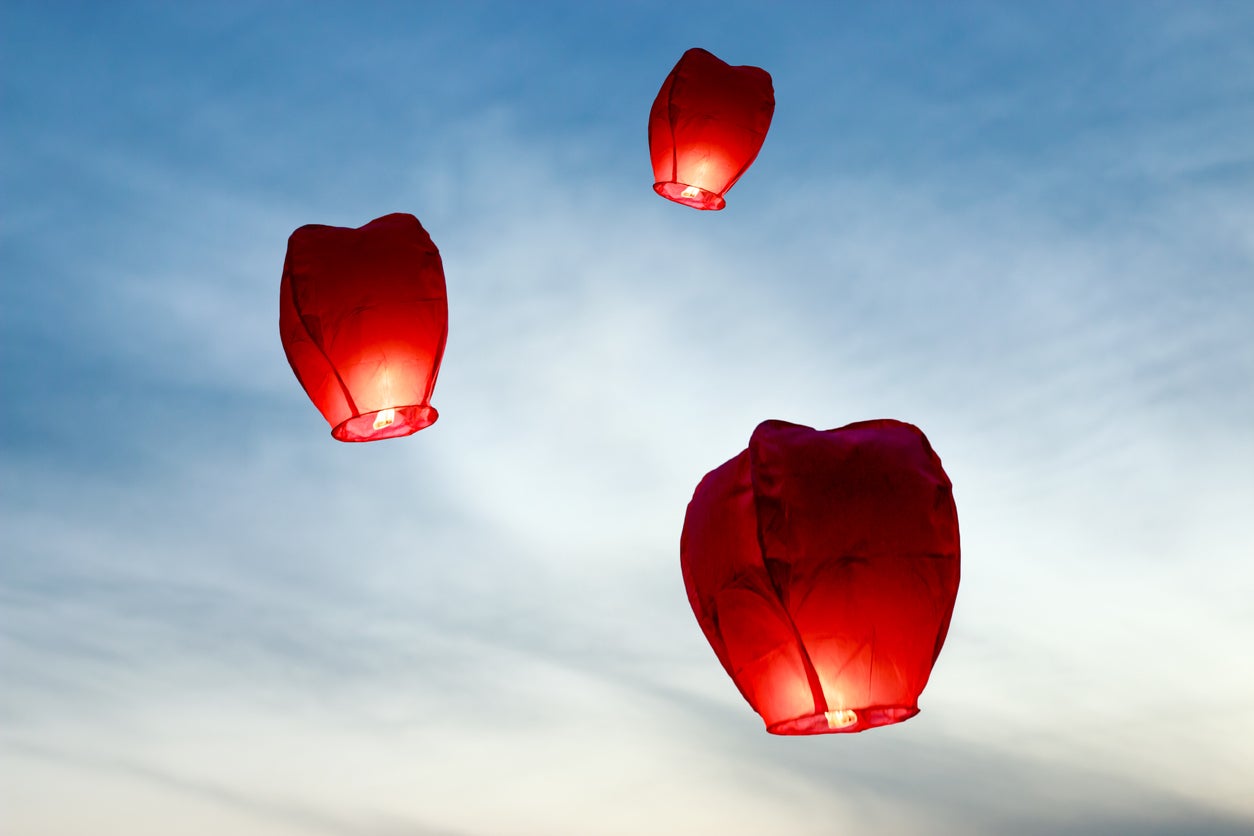 A Chinese lantern was spotted within 100ft of the flight