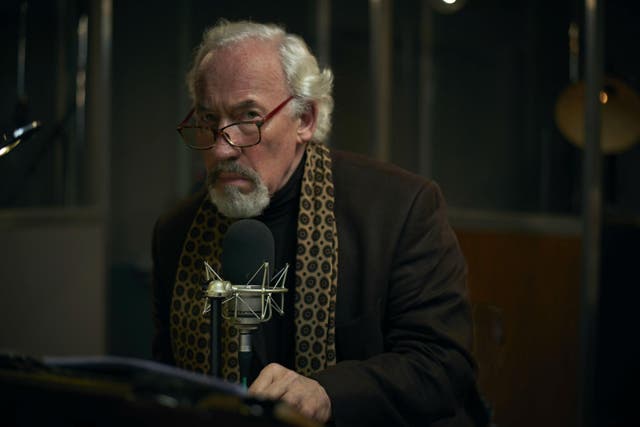 Simon Callow stars in a queer re-imagining of a ghostly love story
