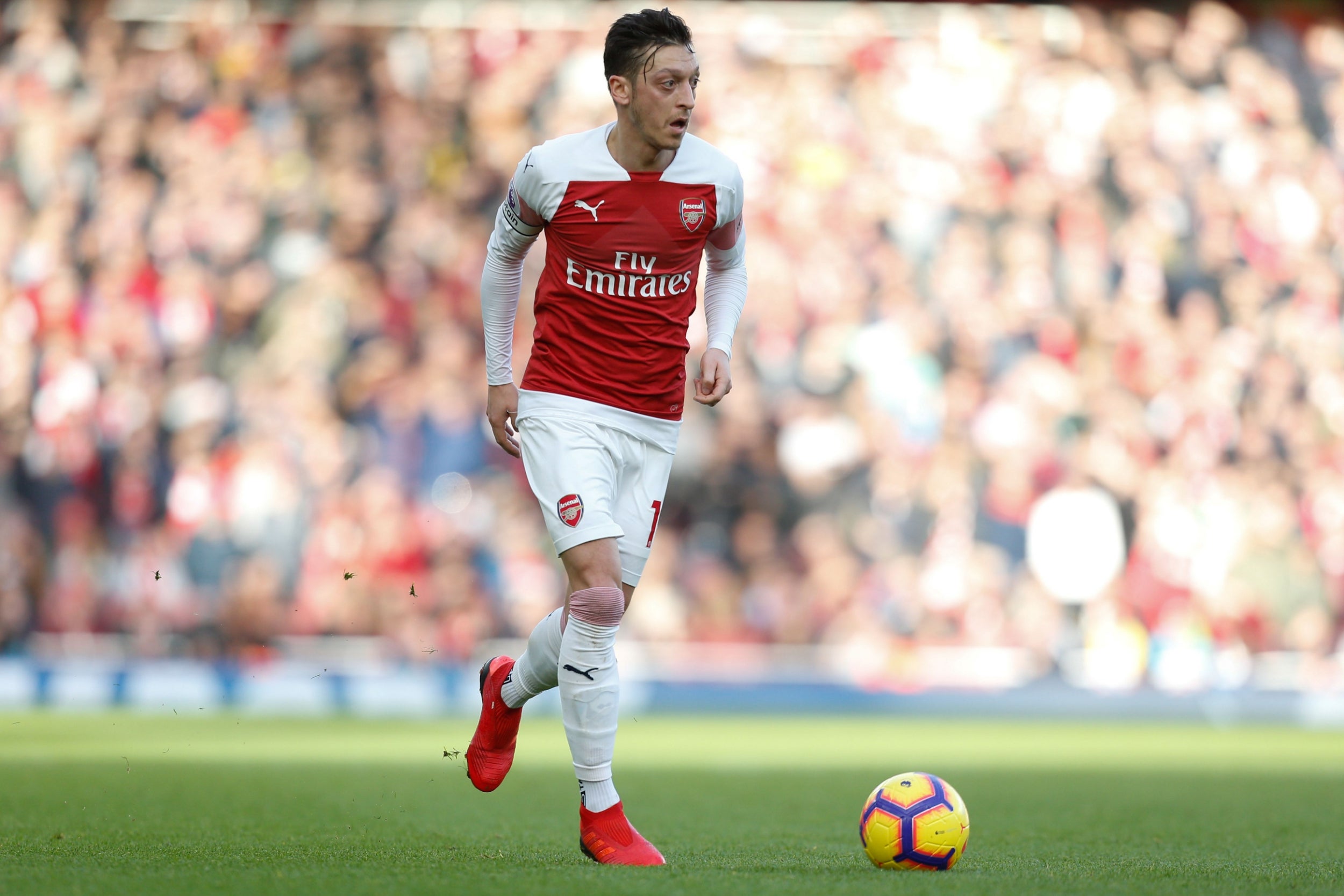 Ozil excelled at the tip of a diamond