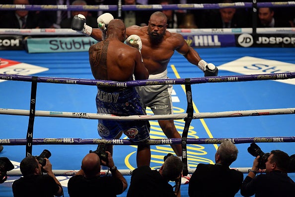 Dereck Chisora came on strong in the early rounds