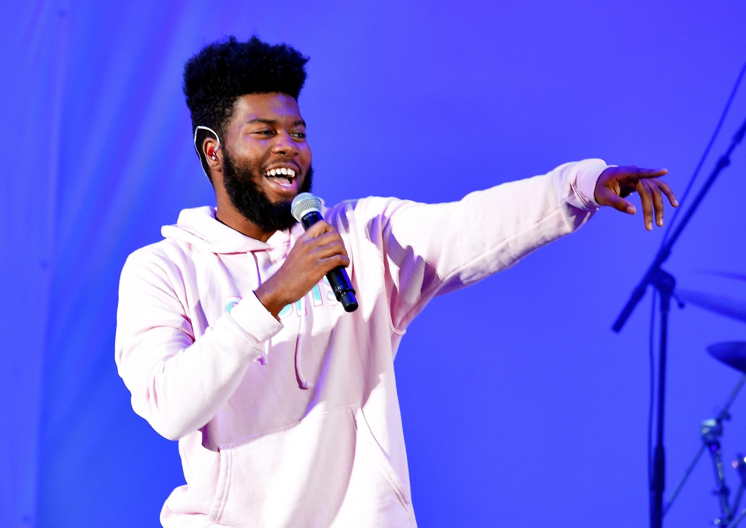 Khalid - American Teen  American teen, Teen songs, Songs