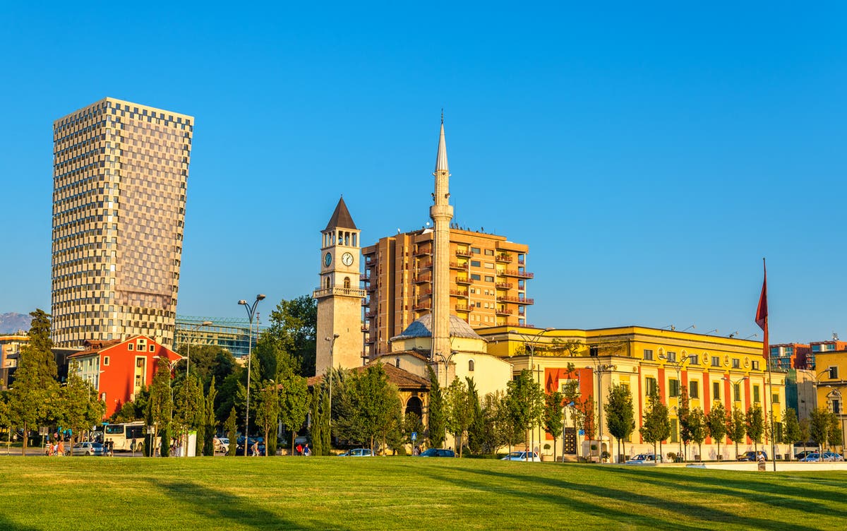 city tour in albania