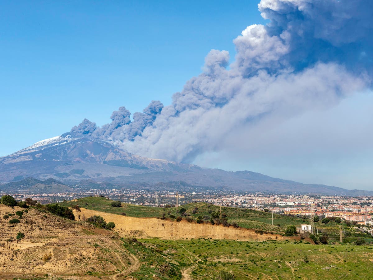 Mount Etna spews lava and ash in Christmas Eve eruption The